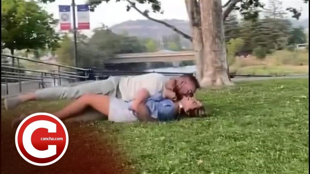 Vincent Janssen derrochando amor con su novia