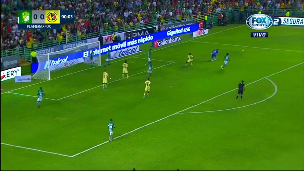 Atajada de R. Cota | León 0 - 0 América |