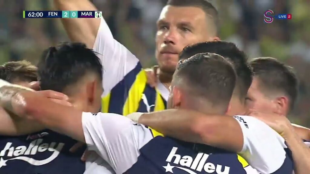 Szymanski alda at dedi Fenerbahçe'nin golü İrfan Can kahveci'den