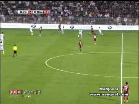 مهارة كريمي في مباراة الأهلي × ميلان