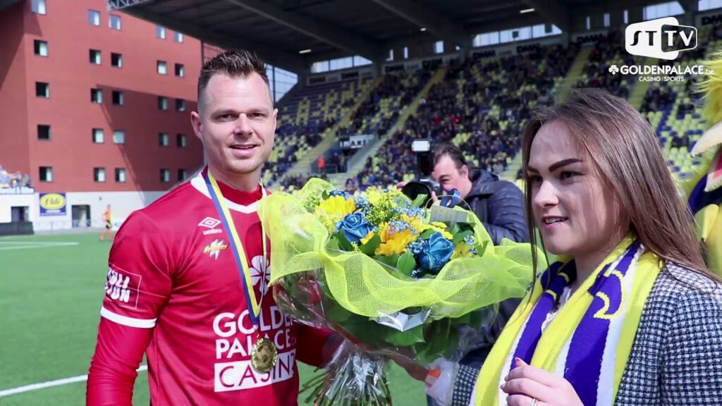 Kenny Steppe en Takehiro Tomiyasu na STVV - Sporting Charleroi