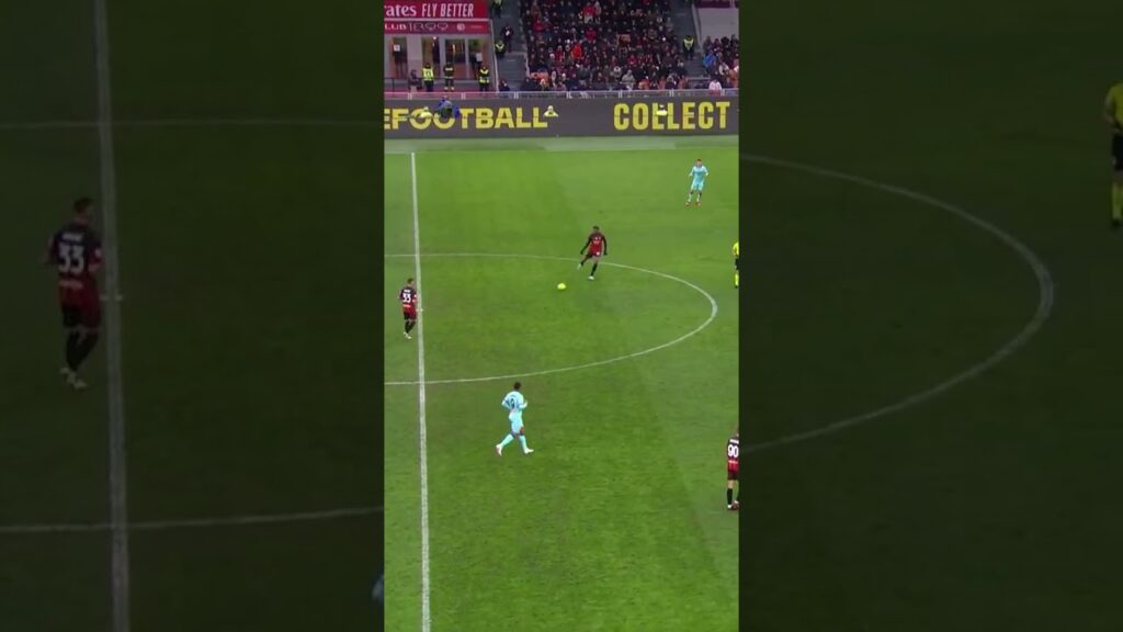 Stunning touch from Rafael Leao