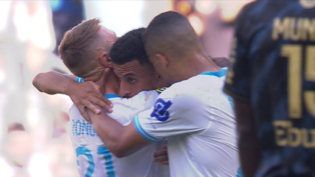 La superbe frappe lointaine d'Azzedine Ounahi !