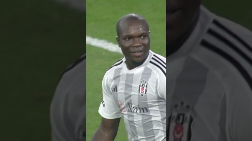 ⚫⚪ Vincent Aboubakar'ın Kafa Vuruşu Direğe Takıldı #shorts #beşiktaş #aboubakar