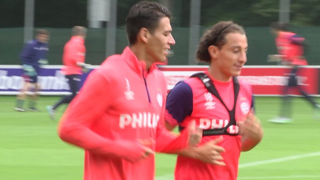Héctor Moreno voor het eerst op trainingsveld PSV