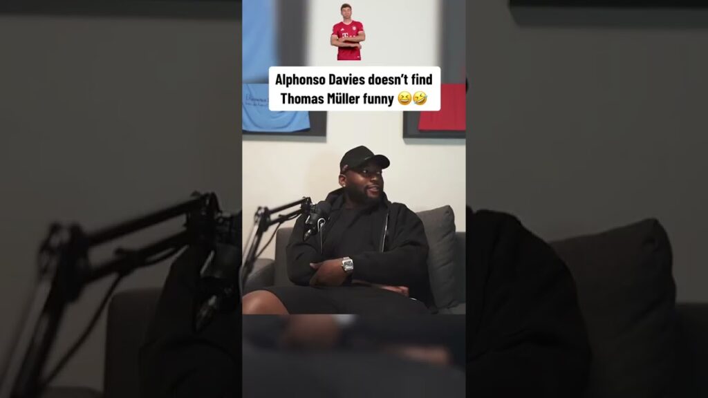 Alphonso Davies doesn’t find Thomas Müller funny 😆🤣 #alphonsodavies