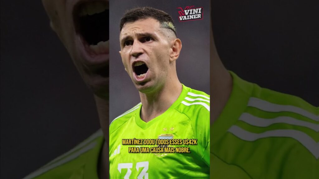 POR QUE DIBU MARTÍNEZ LEILOU AS LUVAS QUE USOU NA COPA? #shorts