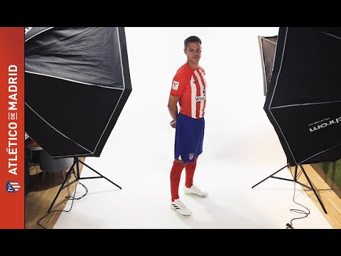 ¡Qué bien te sienta nuestra camiseta, Azpilicueta!