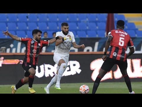 No goals for Benzema on league debut as Al Ittihad cruise past Al Raed