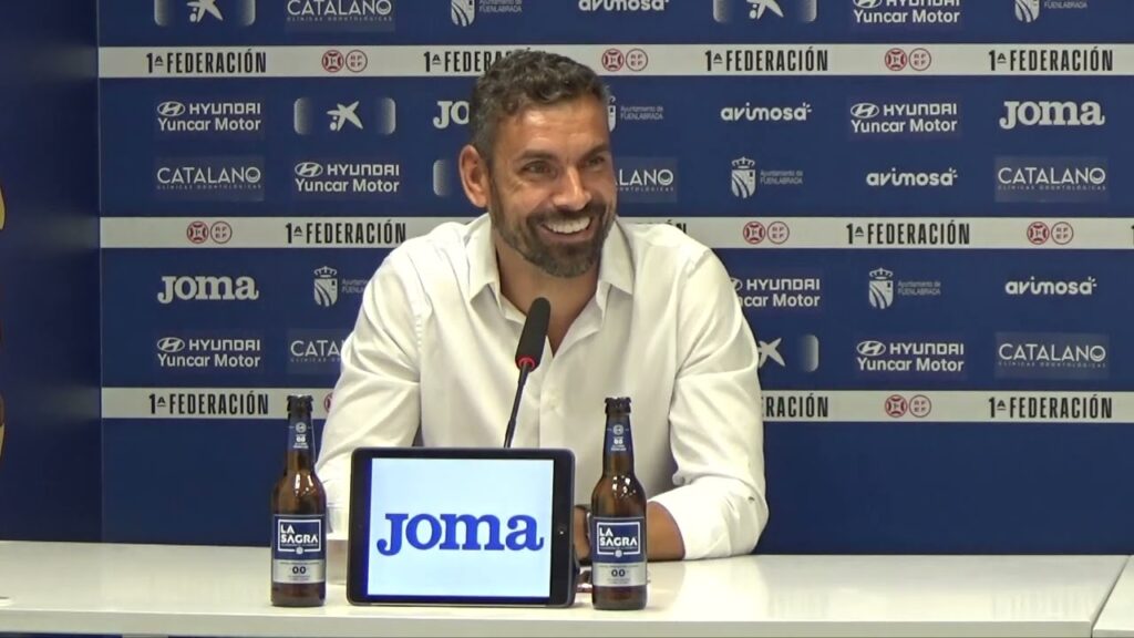 🎙️ Presentación de Carlos Martínez como nuevo entrenador del Fuenla