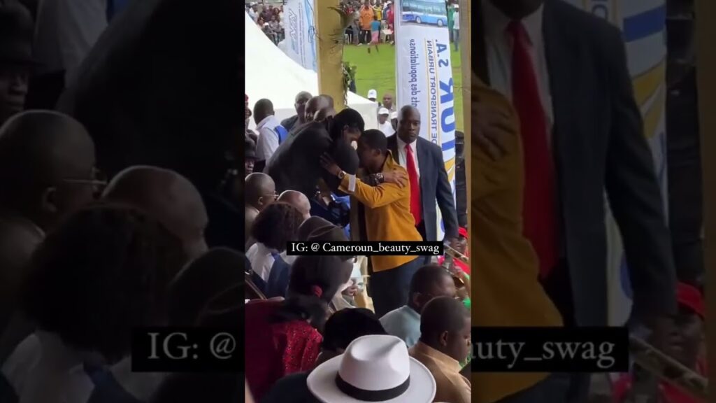 Rigobert Song et Samuel Eto’o au stade municipal d'Édéa pour le Tournoi de la Fraternité
