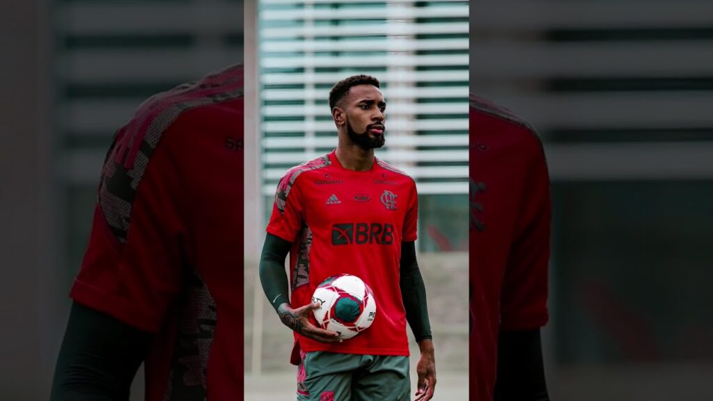 Gerson briga com Varela e dá soco no rosto do lateral 😱 #shorts