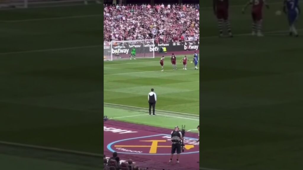 Goalkeeper Alphonse Areola saves Enzo Fernández goal from the spot 2023