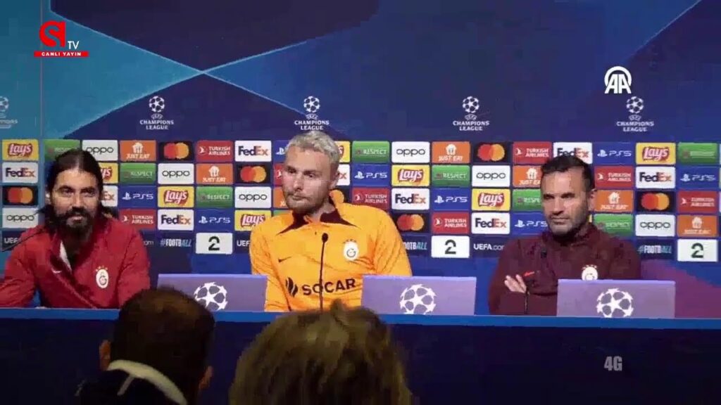 Galatasaray Teknik Direktörü Okan Buruk ve futbolcu Victor Nelsson, yarın Molde ile oynayacakları…