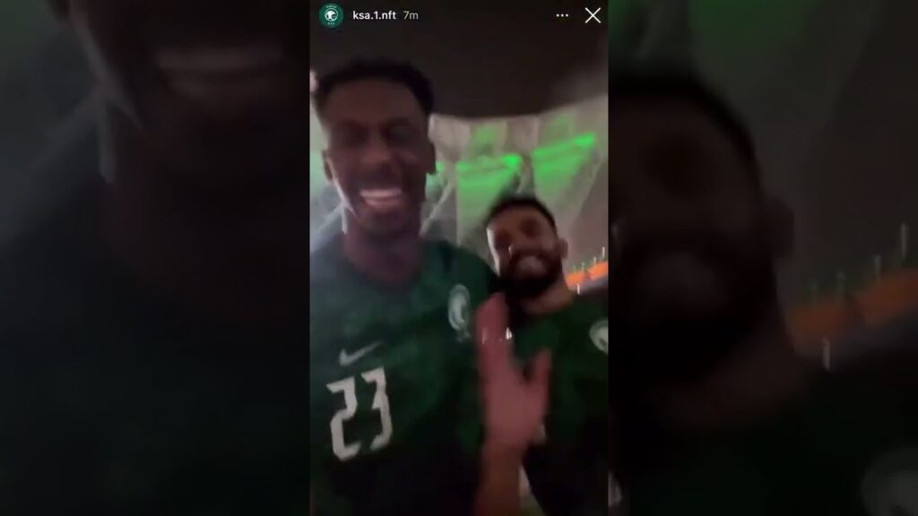 ‏محمد كنو والبريك يرددون اهزوجة جماهير الاتحاد : يمشي كدا كدا 😂😅