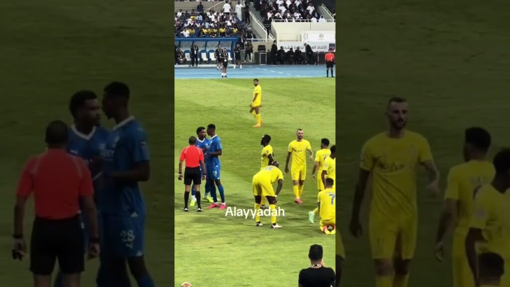 علي البليهي دخل جدال مع كرستيانو وماني وسافيتشوالغنام😳 #النصر_الهلال #الهلال_النصر #النصر #رونالدو