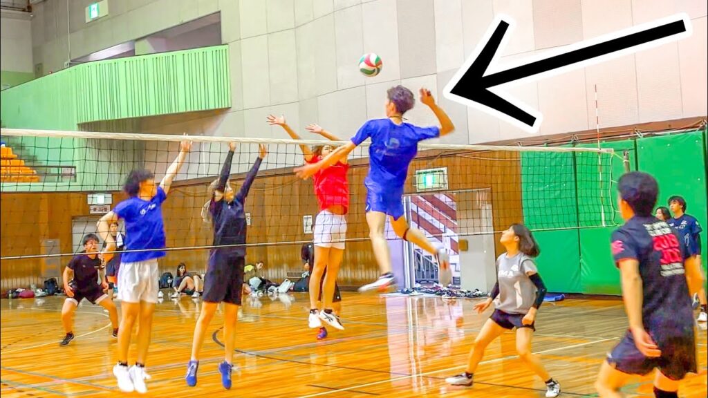 【バレーボール】速攻が脅威すぎてブロック3人つきます 【バレーボール】速攻が脅威すぎてブロック3人つきます