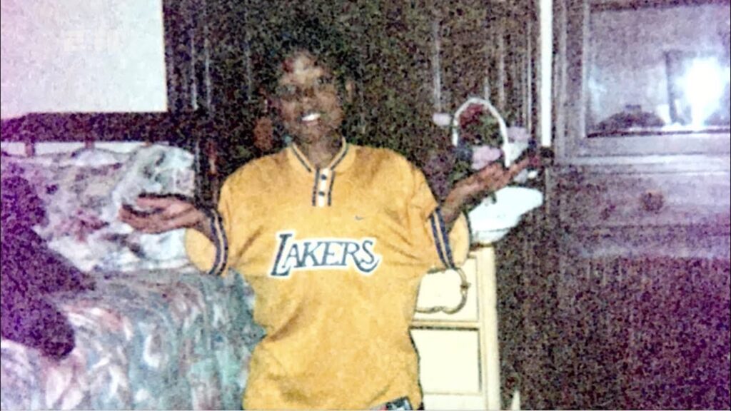 E:60 Isaiah Thomas As A Young Laker Fan Excerpt