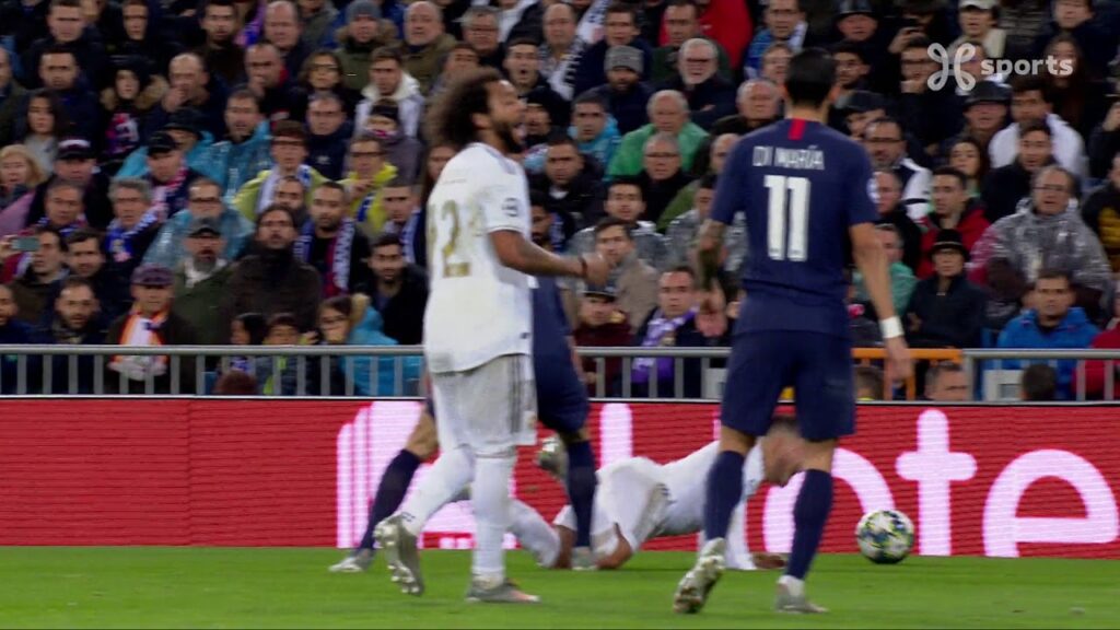 Champions League 26.11.2019 / Hazard-Meunier