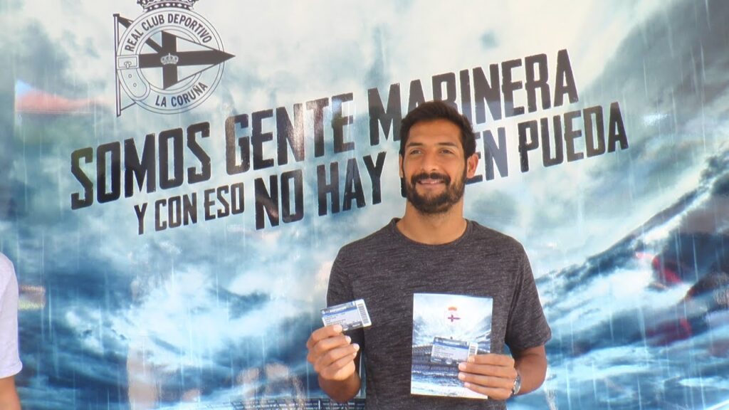 Celso Borges xa é xente mariñeira. 17.07.2017