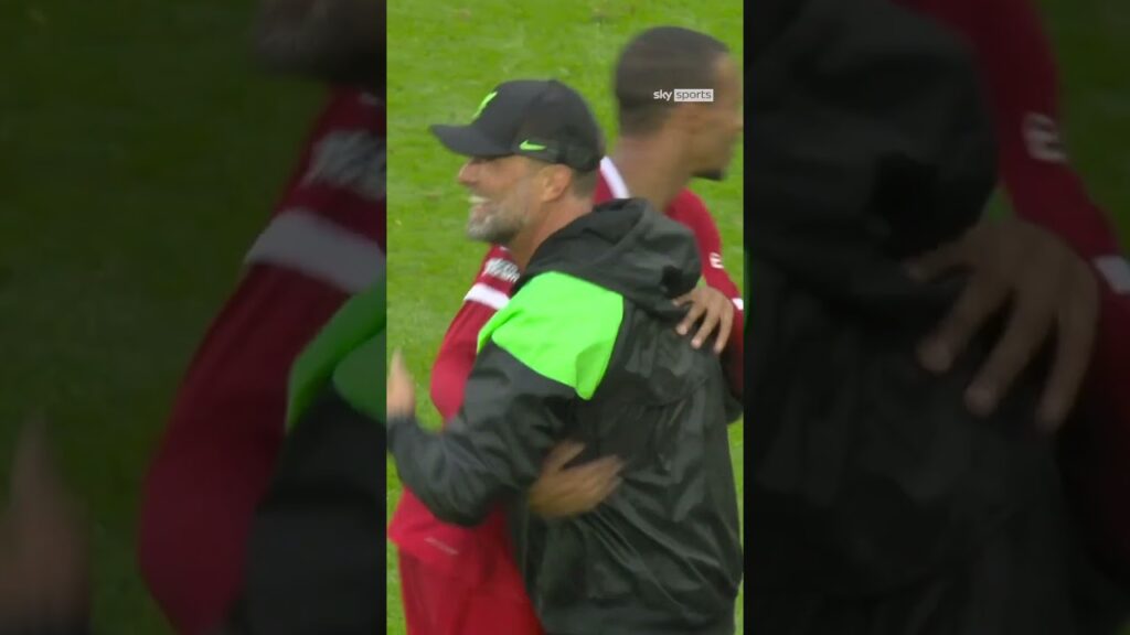 Jurgen Klopp hugs all round after huge comeback from Liverpool! 🤗