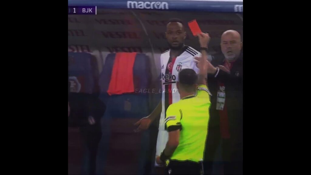 LARİN vs trabzonspor🥶🔥 #fypシ #keşfet #bjk #beşiktaş #eagle_land #anasayfa #edits