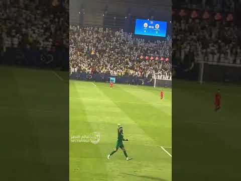 احتفالية نواف العقيدي مع الجمهور بعد هدف النصر الثالث #shorts