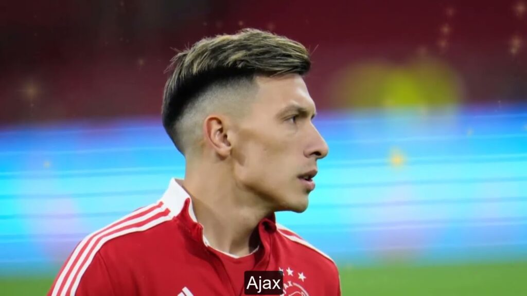 284 | Footballer | Lisandro Martínez