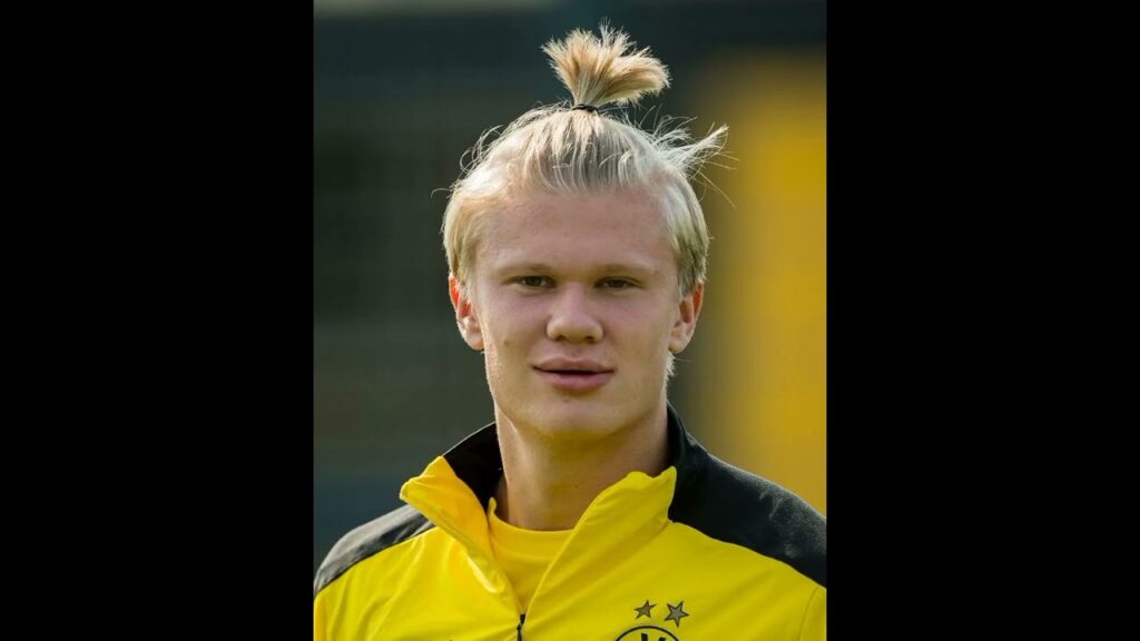 پرچم روزبه چشمی بالاس🗿🗿