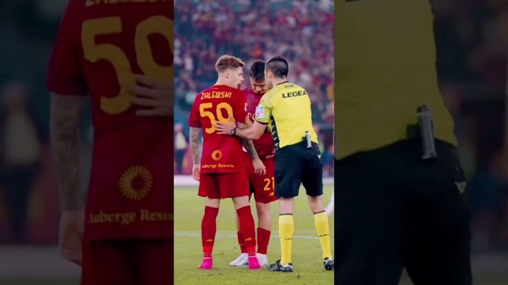 Ethan Ampadu tries to distract Paolo Dybala #asroma #forzaroma #dybala #ethanampadu