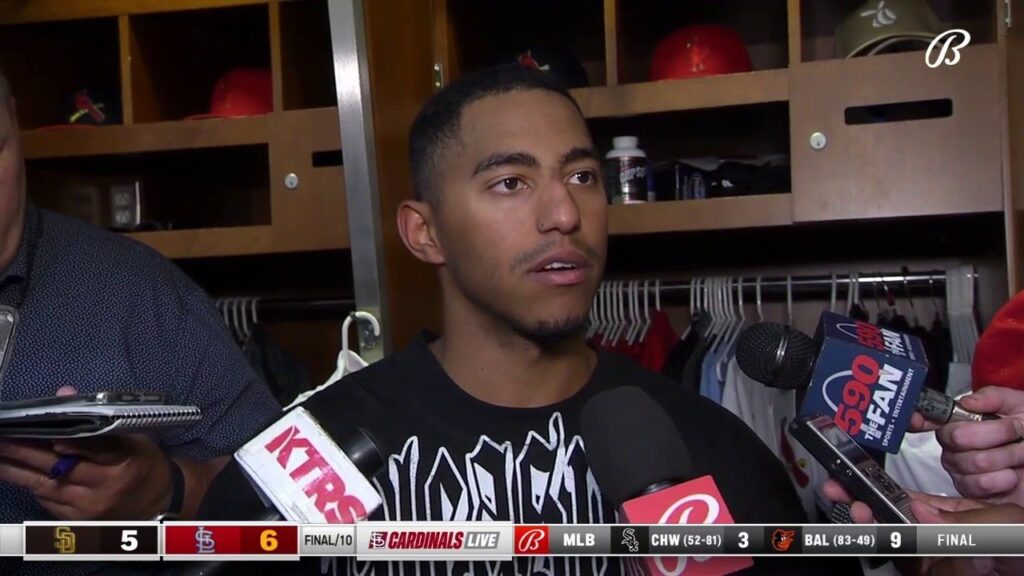 Palacios' mindset on 10th-inning bunt: 'Keep my face in there and get the job done'