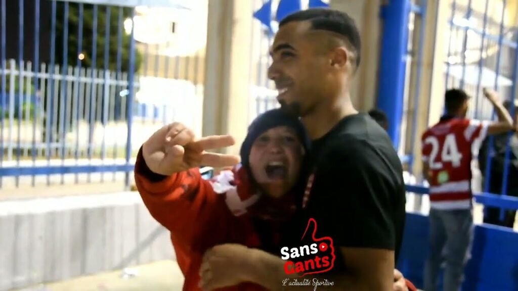 حمدي العبيدي يتحدث عن علاقته بجمهور الأفريقي وسيدة تقاطعه وتنهار باكية: انتصر الحق