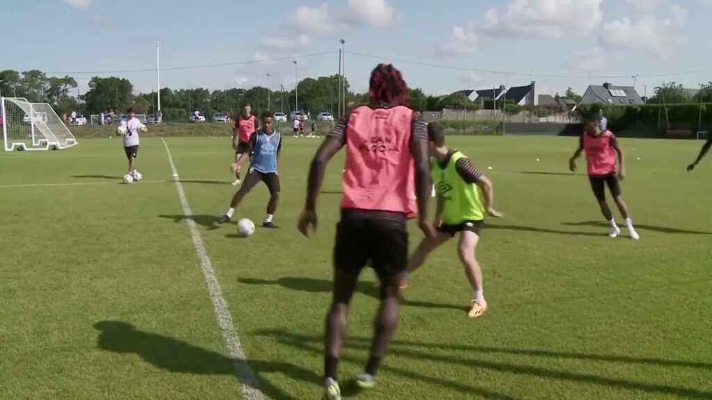 🟠 Benjamin Mendy à l'entraînement avec Lorient