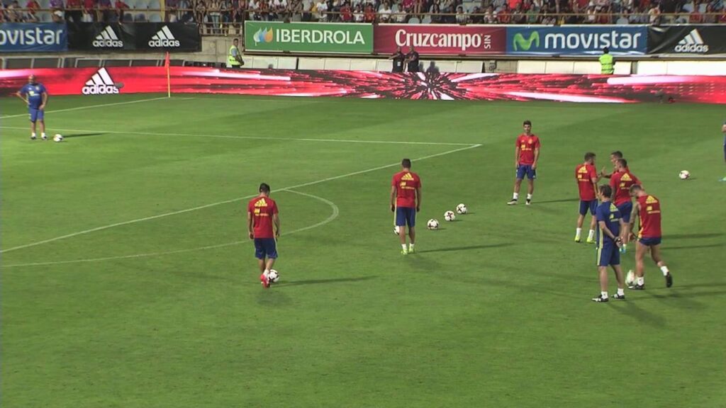 Increíbles disparos de falta de Koke Resurreción