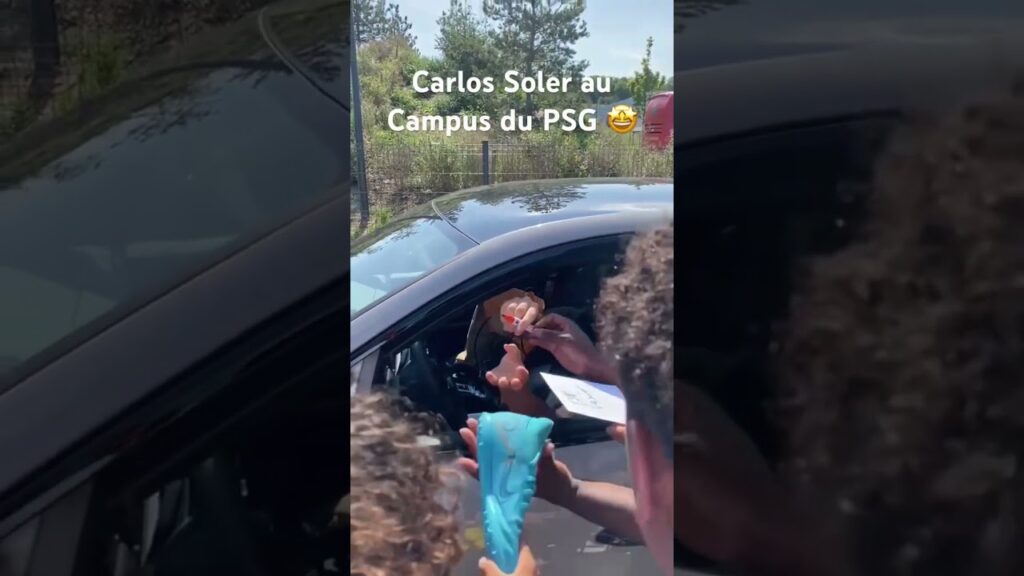 Carlos Soler qui sort de l’entraînement du PSG ❤️💙