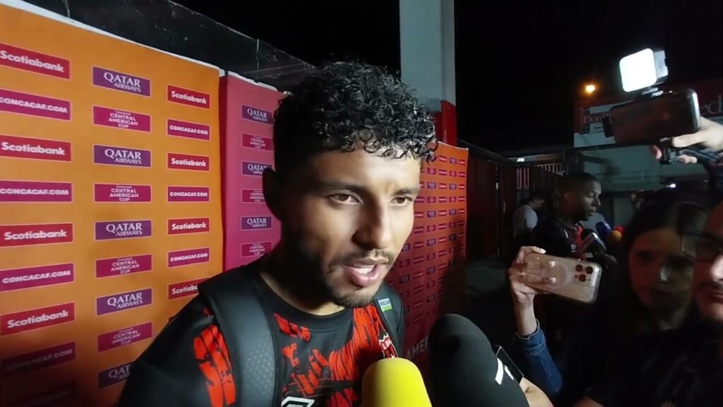 Johan Venegas espera un Clásico intenso