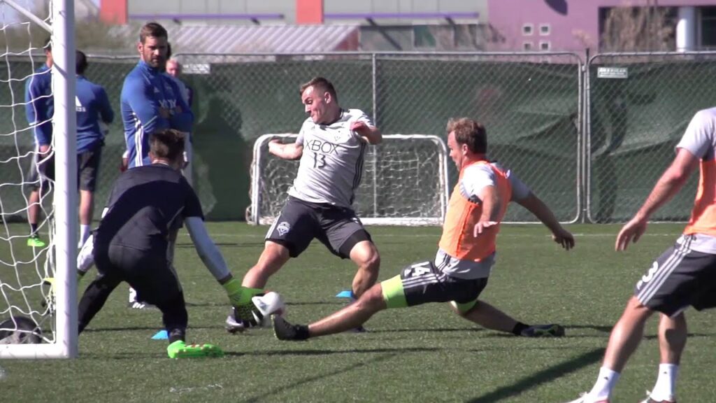 EXCLUSIVE ACCESS | Jordan Morris' first training session with Sounders FC