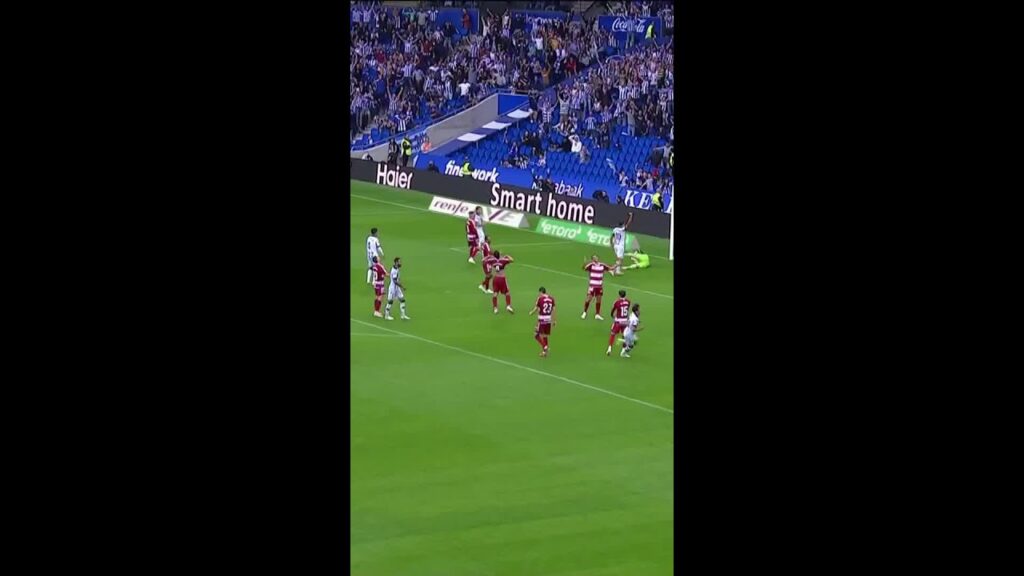 TREMENDO GOLAZO DE KUBO ​​​☄️ ​​​​​​☄️​​ #shorts