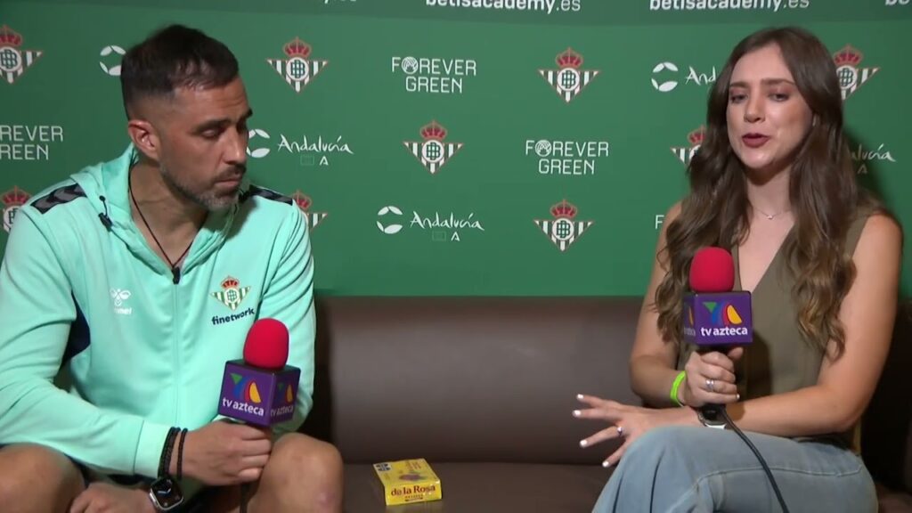 “GUILLERMO OCHOA EL MEJOR ARQUERO DE MÉXICO” - CLAUDIO BRAVO