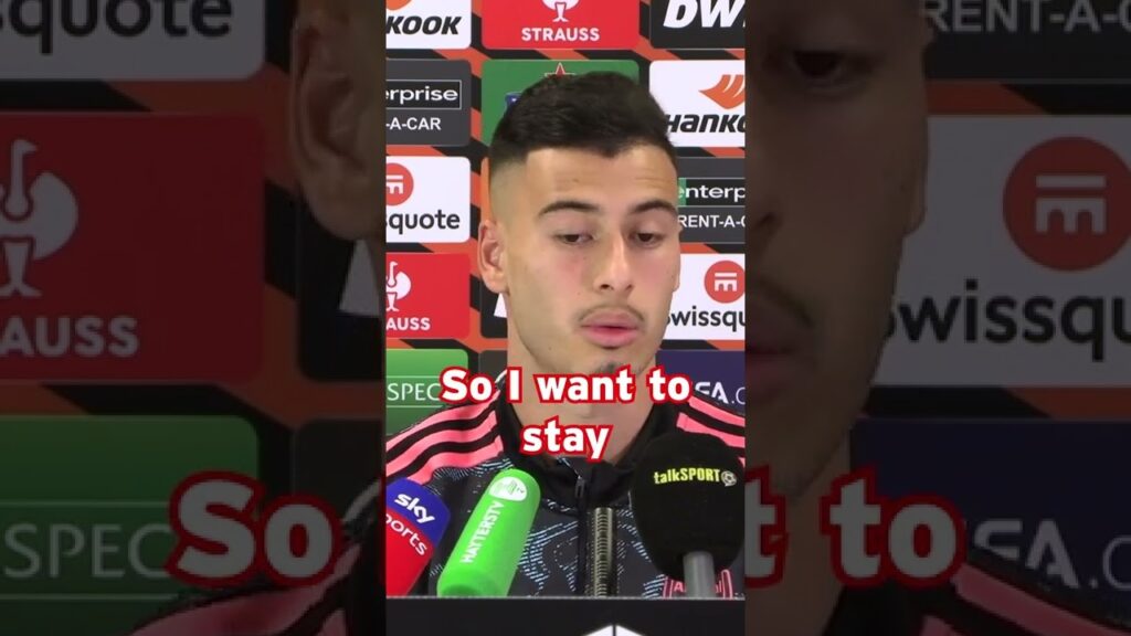 "I JUST NEED A PEN!" | Gabriel Martinelli Drops MASSIVE Hint Over New Arsenal Contract 🖊️👀 #Shorts