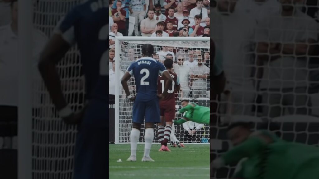 Amazing Penalty Save By Alphonse Areola 🔥 #shorts