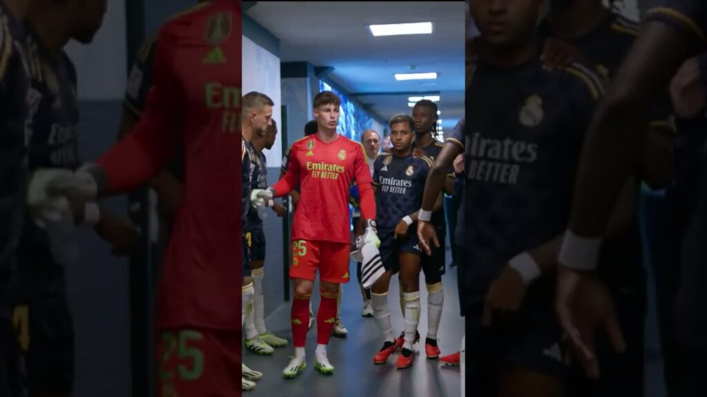 Carvajal, Valverde y Ancelotti corrigiendo cosas, los jugadores del Real Madrid dándose ánimos 🔊