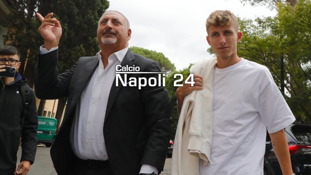 Lindstrom torna a Villa Stuart: guardate chi arriva con lui! 🥰