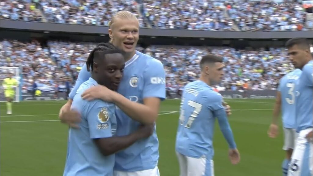 Jeremy Doku Skills and Highlights vs Fulham 🔥🔥 (2/9/23) - Incredible Performance