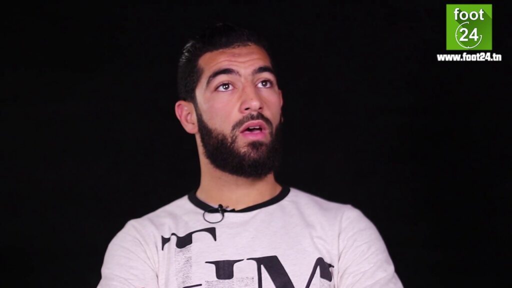 ياسين مرياح و حديث عن مسيرته و مستقبل الكروي ياسين مرياح و حديث عن مسيرته و مستقبل الكروي