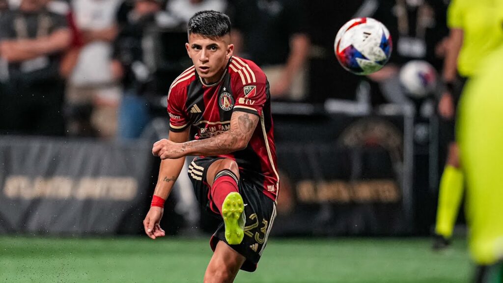 Thiago Almada y su vida después de ser campeón del mundo