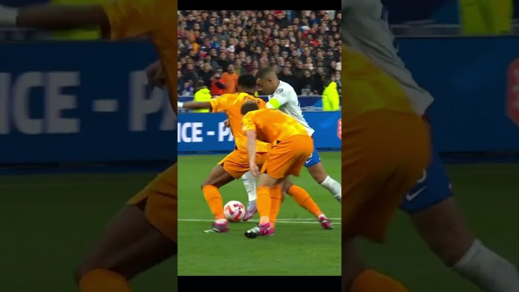 Jurriën Timber vs FAMOUS PLAYERS ft. Mbappe Haaland Darwin