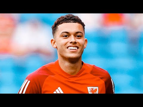 THE WARM-UP: Wales v South Korea: Brennan Johnson, Ben Davies and Joe Rodon