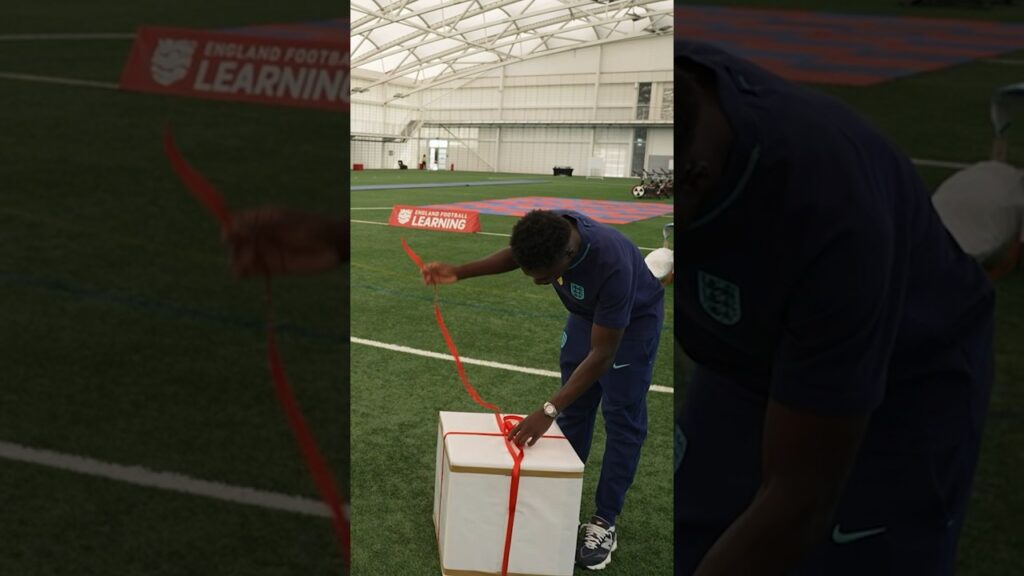 James Maddison Surprises Saka For His Birthday #Shorts