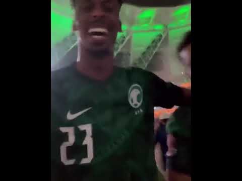‏كنو والبريك يمشون كدا كدا 🤣🤣💚.